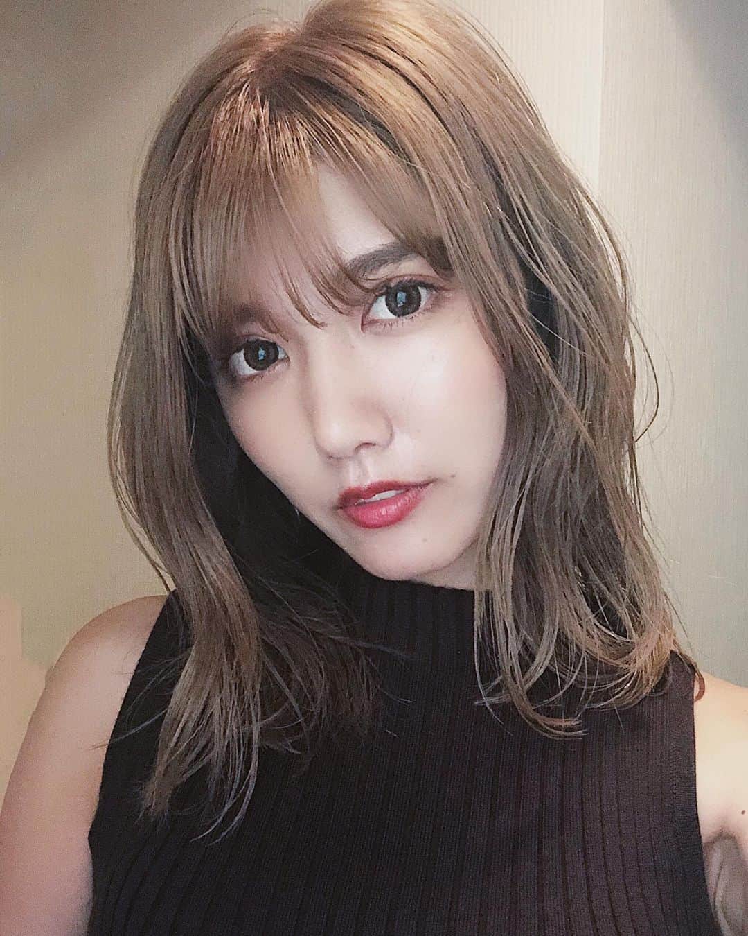 のインスタグラム：「ㅤㅤㅤㅤㅤㅤㅤㅤㅤㅤㅤㅤㅤ こんだけ短くしたの7.8年ぶり✂️ ㅤㅤㅤㅤㅤㅤㅤㅤㅤㅤㅤㅤㅤ @keitaro.n 今回も良い感じに仕上げてくれてありがとお🥰 ㅤㅤㅤㅤㅤㅤㅤㅤㅤㅤㅤㅤㅤ 前髪伸ばしたいけどなかなか伸びんなあ🙄 ㅤㅤㅤㅤㅤㅤㅤㅤㅤㅤㅤㅤㅤ #ヘアスタイル #今泉美容室 #rojii #fukuoka ㅤㅤㅤㅤㅤㅤㅤㅤㅤㅤㅤㅤㅤ ㅤㅤㅤㅤㅤㅤㅤㅤㅤㅤㅤㅤㅤ  ㅤㅤㅤㅤㅤㅤㅤㅤㅤㅤㅤㅤㅤ」