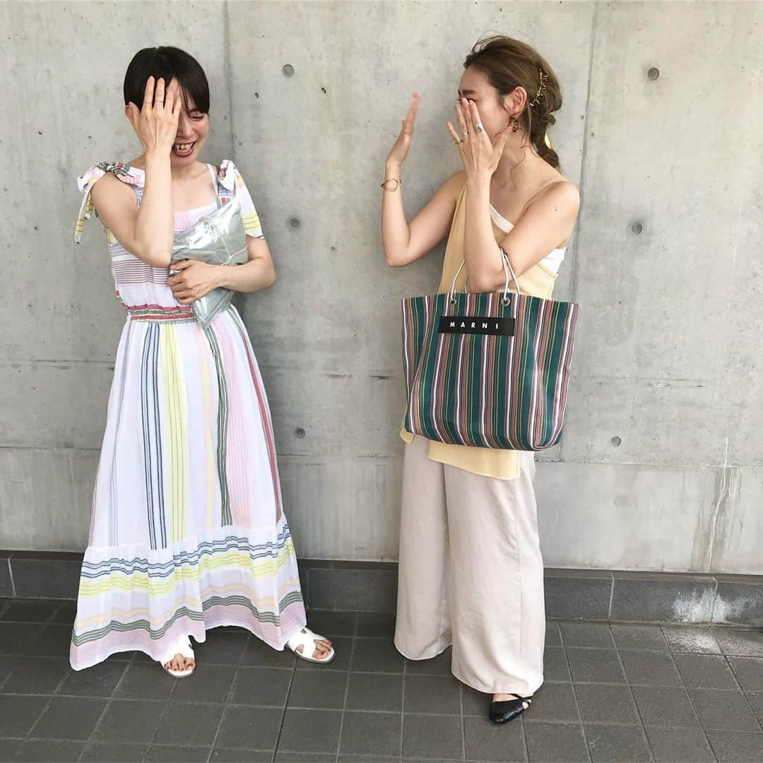 YU-U（工藤由布）さんのインスタグラム写真 - (YU-U（工藤由布）Instagram)「会いたかった人。 美容室のレセプションといえば… あさこさんっ‼︎‼︎ってきっと美容師さんはなるよなぁ… それほどこの仕事の代表になる存在でRITZにも長く長く勤務。 ・・・ 今日の残り数時間と明後日31日がラスト🙌🏻 愛されてきたあさこさんだからこそ 笑いも涙もたくさんだろうけど あと少し、精一杯頑張ってくださいっ🙇🏼‍♀️ ・・・ そして結局わたしらも泣くよね😢😢😢 そう思わせてくれたあさこさん、ありがとう🙌🏻」7月29日 17時40分 - nyan22u22nyan