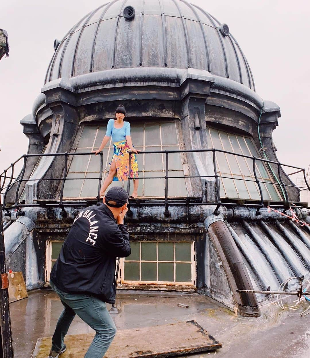 スージー・ロウさんのインスタグラム写真 - (スージー・ロウInstagram)「Don’t look down... Best rooftop in town that I only recently discovered... the top of the former CSM campus on Southampton Row (only accessible for shoots alas) which features a beautiful iron clad double dome Outtakes and shots from the @hm shoot (slides 1-3) 📸 @rasmuswengkarlsen P.S. Really do hope this historic building is preserved and redeveloped into something culturally meaningful as opposed to some bullshit luxury apartment/hotel」7月29日 18時36分 - susiebubble