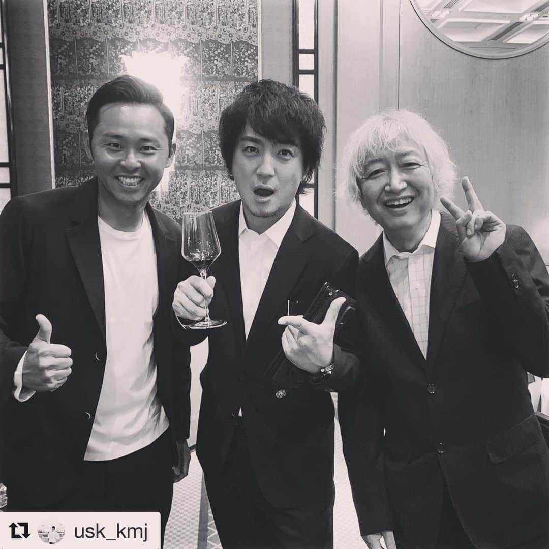 北島康介さんのインスタグラム写真 - (北島康介Instagram)「. . .  久しぶりの雄輔くん。 タグが雑ですw  東京オリンピックは目指しません😅w  #Repost @usk_kmj with @get_repost ・・・ こーすけ&なんばちゃん^_^ #北島康介#東京#オリンピック#東京オリンピック#目指せ#🏅#wine#🍷#飲んで#超#きもちいい #🏊‍♂️」7月29日 18時40分 - kosuke5890