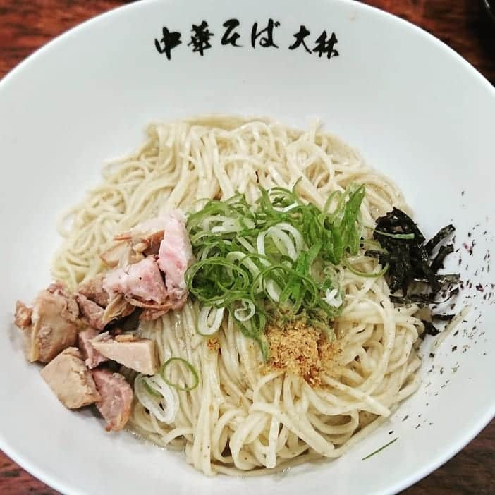 ピエール北川さんのインスタグラム写真 - (ピエール北川Instagram)「😋 鈴鹿で 美味しい麺屋を 知ってしまった…。 替え玉ならぬ、 「和え玉」までペロリ 美味しかった😍 ごちそうさまでした‼️ #中華そば大林 #麺活  #麺ズ倶楽部」7月29日 18時53分 - pierrekitagawa