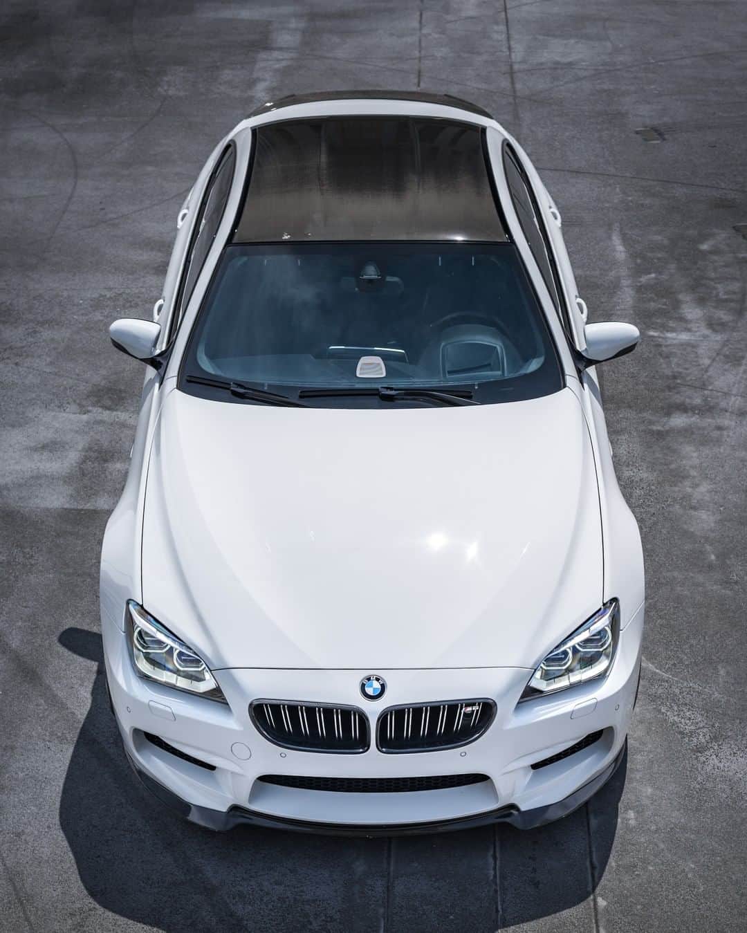 BMWさんのインスタグラム写真 - (BMWInstagram)「Appetite for power.  The BMW M6 Gran Coupé. #BMW #M6 #BMWM #BMWrepost @derlyuk @Five50DroneSolutions @vtcarholics」7月30日 5時00分 - bmw