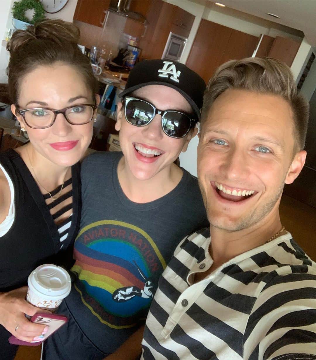 ローラ・オスさんのインスタグラム写真 - (ローラ・オスInstagram)「A perfect weekend in LA seeing some of our very favorite people! I will never forget getting to watch our besties @kristinmulligan & @captaincosplay star in “The Music Man” together at @catofcorona; Or my first @hollywoodbowl experience, reuniting with friends to cheer on the star-studded cast of #IntoTheWoods; Crooning w/ @jimcaruso1 & @bstritch at @feinsteinsla; Attending my first @hallmark #TCA19; loving on @jjoseph711 & David over lunch; being graciously hosted by @joylenz, The Mulligans, & @annaawhite... all while cruising around town in our @teslamotors rental. Priceless. So eternally grateful for these incredible people in our lives. #family #lalaland #castparty #HollywoodBowl」7月30日 5時24分 - lauraosnes