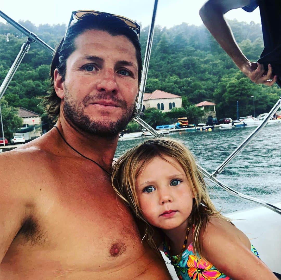 トニー・アゼベドのインスタグラム：「My girl and I ❤️」