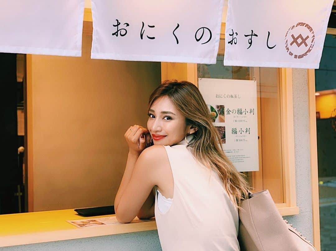 新井ニーニャのグルメインスタ