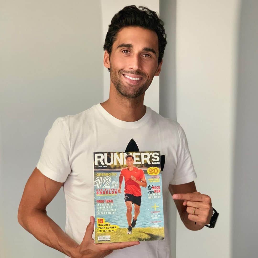 アルバロ・アルベロアさんのインスタグラム写真 - (アルバロ・アルベロアInstagram)「¡Vaya lujo ser la portada de @runners_es este mes! 🙌🏼🙌🏼🙌🏼 Muchísimas gracias a @chemitamartinez y a todo el equipo de #runnersworld, disfruté muchisimo haciendo el reportaje. 🏃🏻‍♂️🏃🏻‍♂️🏃🏻‍♂️ Espero que os guste, y ya sabéis, camino de @maratonvalencia. Filípides espera.」7月29日 21時37分 - arbeloa