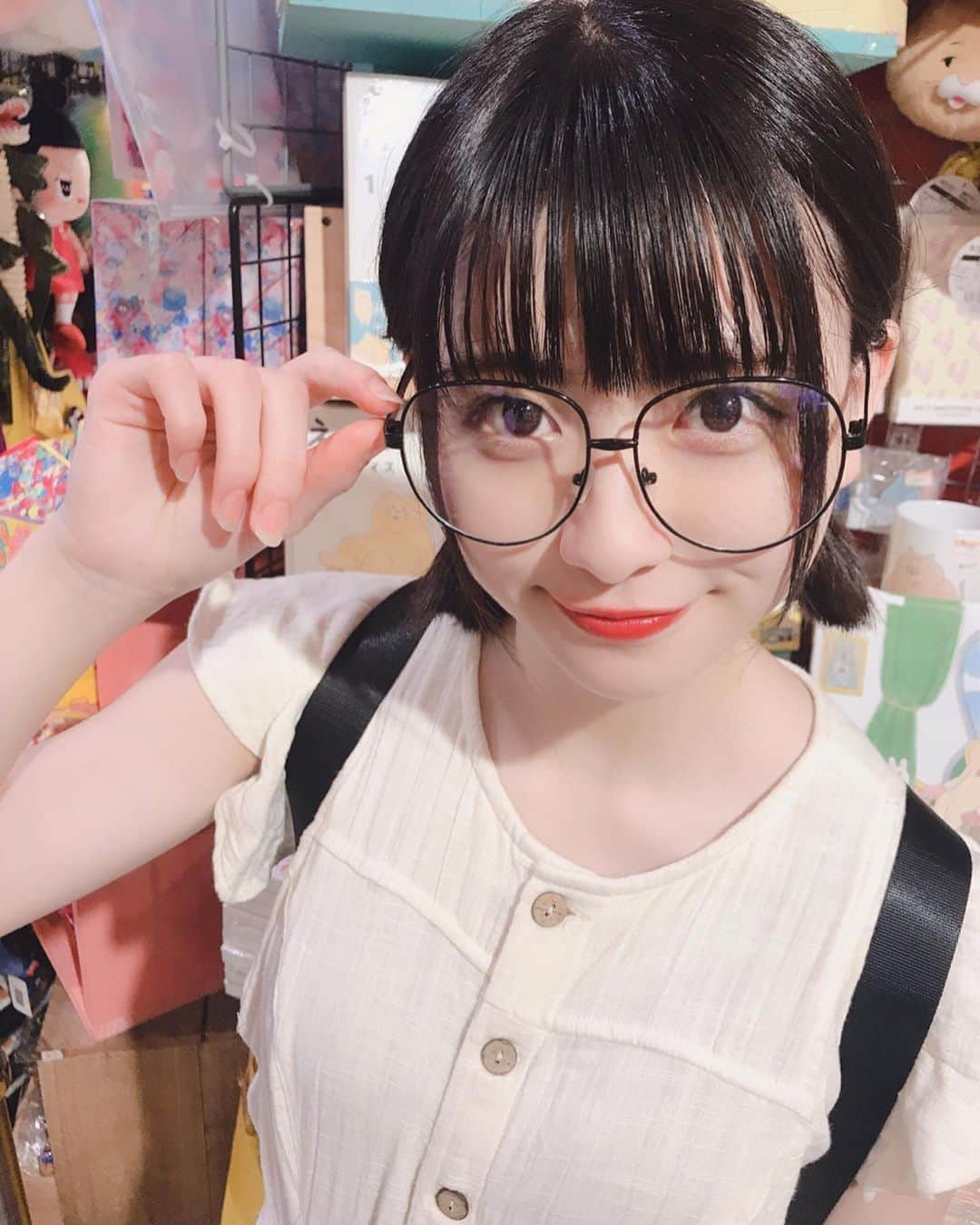山田南実さんのインスタグラム写真 - (山田南実Instagram)「. . めがね☺︎ . #instagram #insta #instagood #instalike #instafashion #selfie #selfies #me #clothes #japanese #tokyo #girl #idol #pimms #ピムス」7月29日 21時47分 - 373_yamada