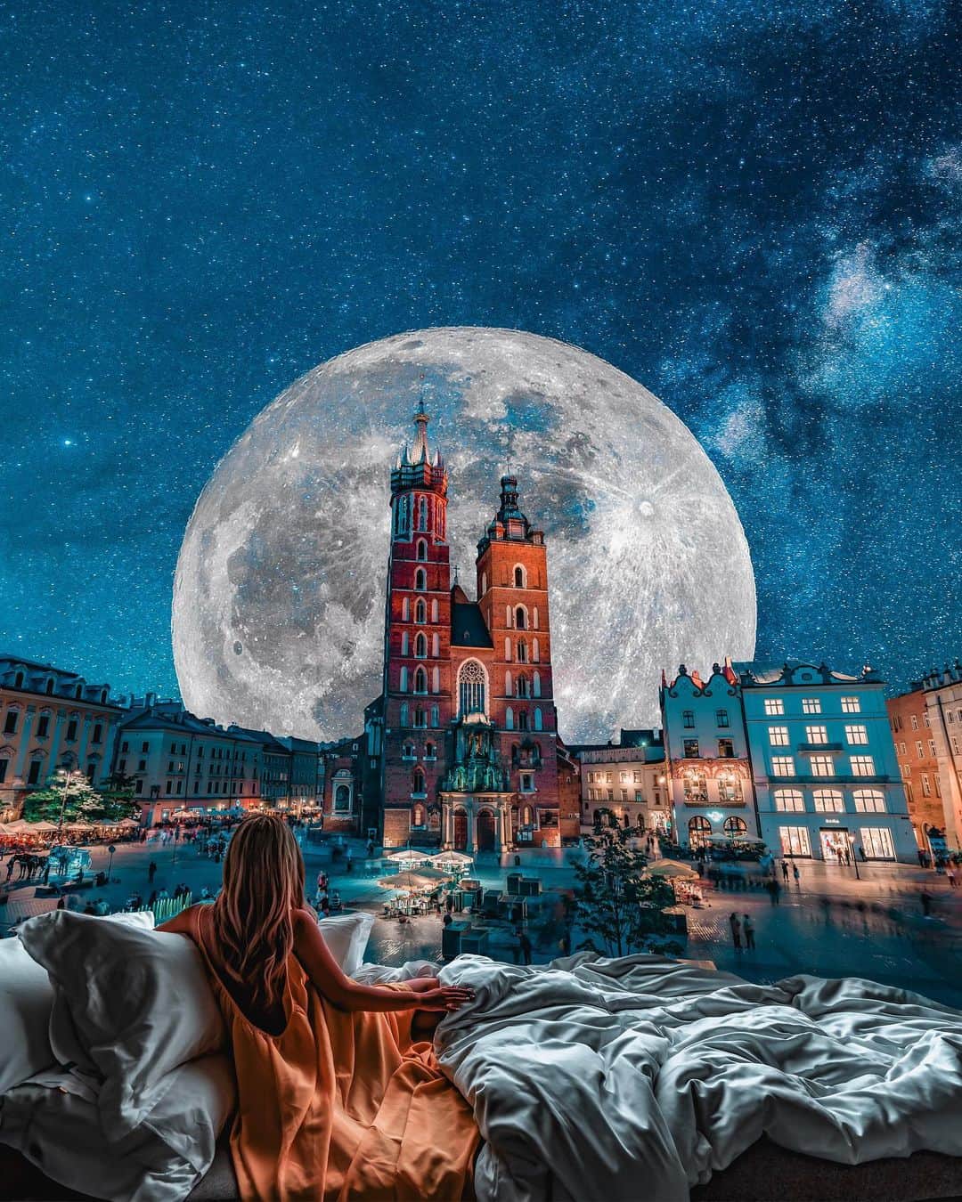Stella Leeさんのインスタグラム写真 - (Stella LeeInstagram)「A night in Krakow to remember 🌕 TAG who you want to be here with . . When I was creating this image, it was all thanks to Photoshop, a software that I learned when I was 11. At first it was just to change my hair color, put lipsticks, or gave filters for myspace and friendster pictures. However now it has escalated to something even bigger, you could create a totally different world through digital imaging on your pictures . I love creating digital imaging and in fact I was planning to make a whole series of digital imaging feeds to create a magical world on pictures. Then I look at the future content, and look at the TENS OF HOURS to put a single finished image, and say to myself “screw it. It might not worth the effort” 😂 . P.S : shared the wallpaper on my ig story 💖」7月29日 21時55分 - stellalee92