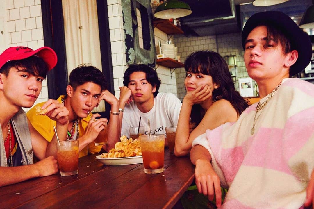のインスタグラム：「thank you @nylonjapan」