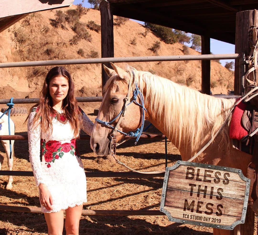 レイク・ベルのインスタグラム：「@blessthismesstv TCA day! I rode a horse in @dolcegabbana. In my mind.」