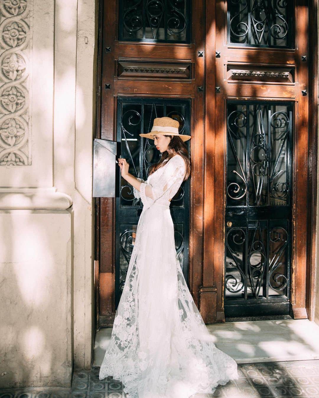 Pronoviasさんのインスタグラム写真 - (PronoviasInstagram)「Crux dress back & front: what do you like most about this style? @herrit365 @liuan365」7月29日 22時18分 - pronovias