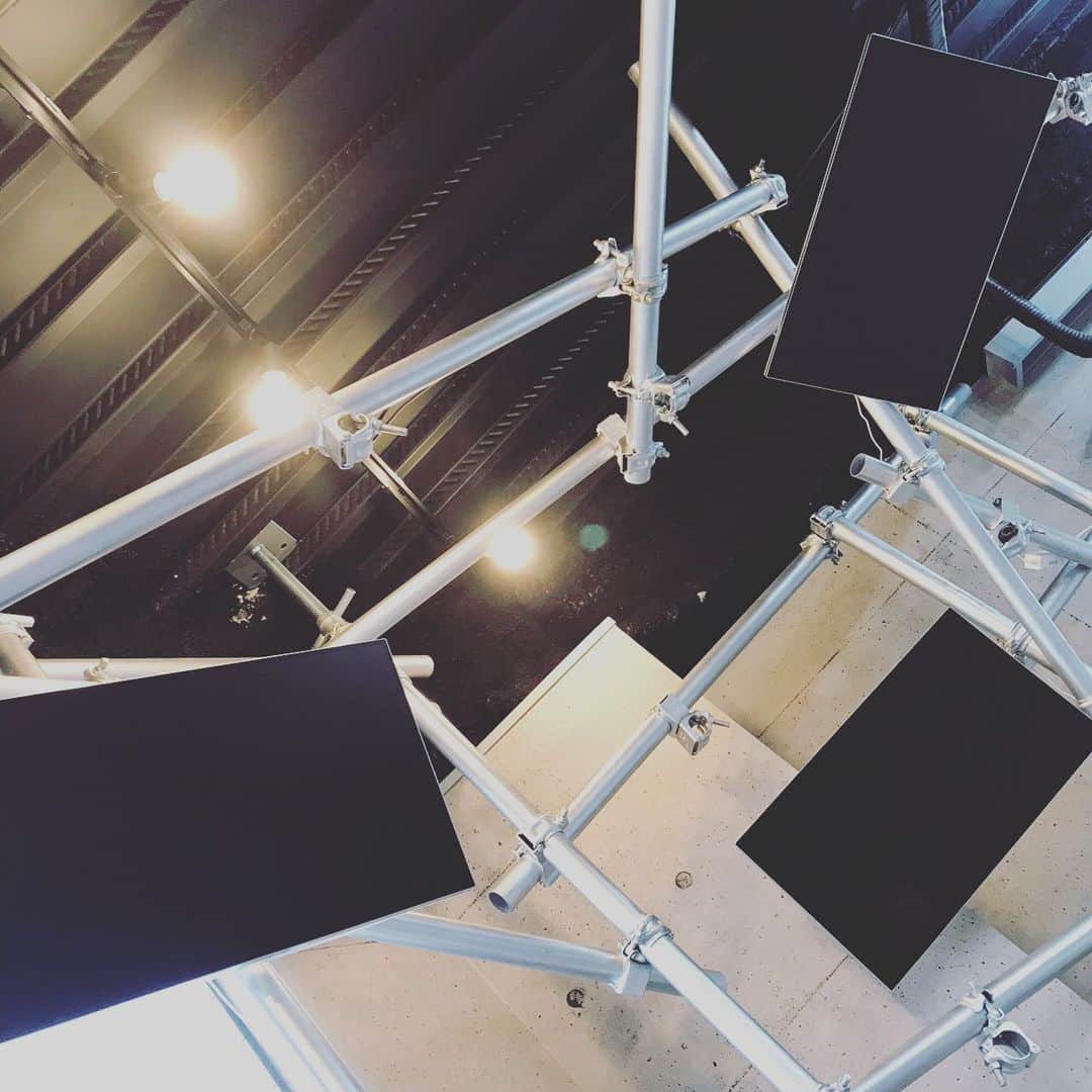 のインスタグラム：「#office #tokyo #shibuya #sleepyhead #streetgothic #mes」
