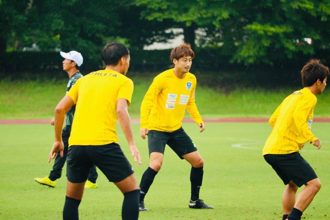 栃木SCさんのインスタグラム写真 - (栃木SCInstagram)「． ＼ #TRAINING ⚽️ 2019.07.29 ／ 本日は急な雷⚡️の影響でトレーニング時間の変更もありましたが、全員で集中してトレーニング。 ． ． #乾大地 #菅和範 #栃木SC #tochigisc #jleague #Jリーグ #jリーグ好きな人と繋がりたい #広報カメラ #宇都宮市 #河内総合運動公園 #⚽️ #宇都宮 #instalike #instadaily #photo #follow #fight #サッカー」7月29日 22時56分 - tochigisc_official