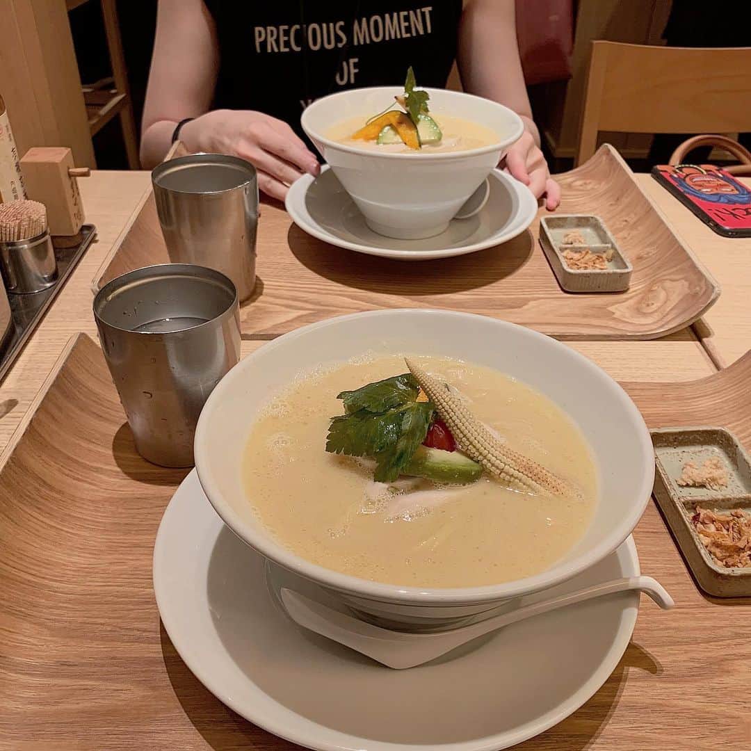 山本彩加のグルメインスタ