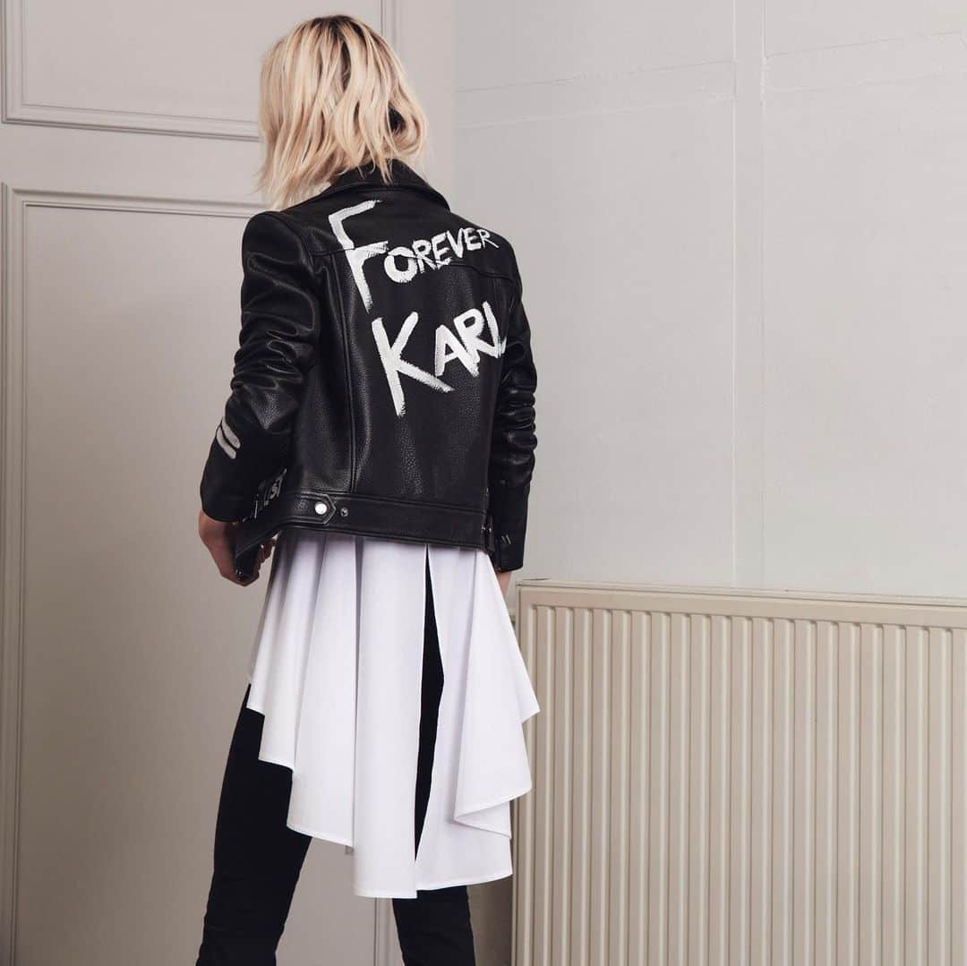 カールラガーフェルドさんのインスタグラム写真 - (カールラガーフェルドInstagram)「Forever Karl. Discover the latest arrivals, including rock-chic biker jackets. #KARLLAGERFELD」7月30日 0時15分 - karllagerfeld