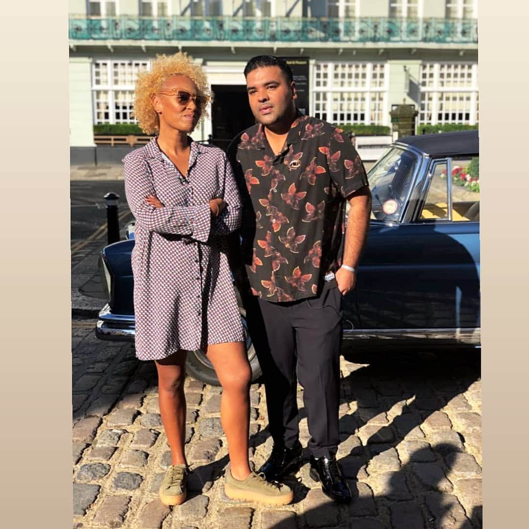 Emeli Sandéのインスタグラム：「8 years ago this week we released Heaven! Time flies when you spend it with beautiful souls. Thank you @naughtyboymusic for such an incredible journey and for never letting me give up xxx」
