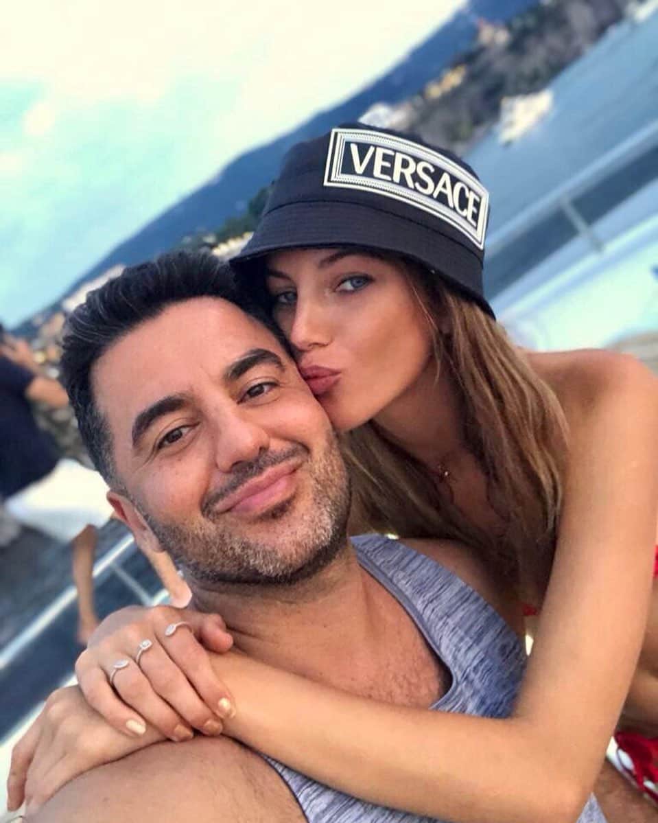 ヴァレリー・カウフマンのインスタグラム：「Magical few days with my fav agent @alikavoussi ❤🤙🏽 #EndlessSummer」
