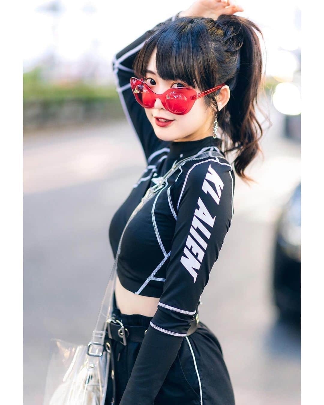 Harajuku Japanさんのインスタグラム写真 - (Harajuku JapanInstagram)「19-year-old aspiring Japanese idol Misuru (@meguharajuku) on the street in Harajuku wearing a KL Alien crop top with matching track pants tucked into purple heeled boots by Yello Japan, Vulgati sunglasses, and a clear WEGO Harajuku bag.」7月30日 0時28分 - tokyofashion