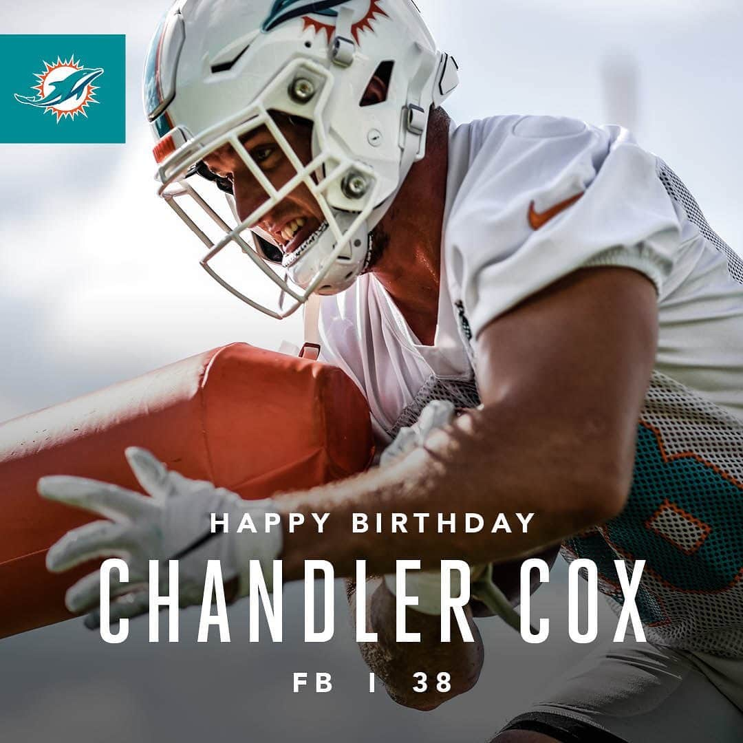 マイアミ・ドルフィンズさんのインスタグラム写真 - (マイアミ・ドルフィンズInstagram)「Two rookies celebrating their birthdays today! Happy birthday @chandlercox27 and @iprince_59!」7月30日 0時41分 - miamidolphins