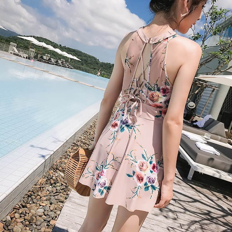 runningpiggy0522さんのインスタグラム写真 - (runningpiggy0522Instagram)「清楚でモテる 体型カバー 花柄水着 ワンピース水着 オールインワン ●送料無料【4280円】 ●商品番号【bbmizugi251】 ♥自己紹介のウェブでご購入頂けます♥ ・ ・ #オールインワン水着 #runningpiggy #ガーリー #プチプラ #ワンピース水着 #水着コーデ」7月30日 0時43分 - runningpiggy0522