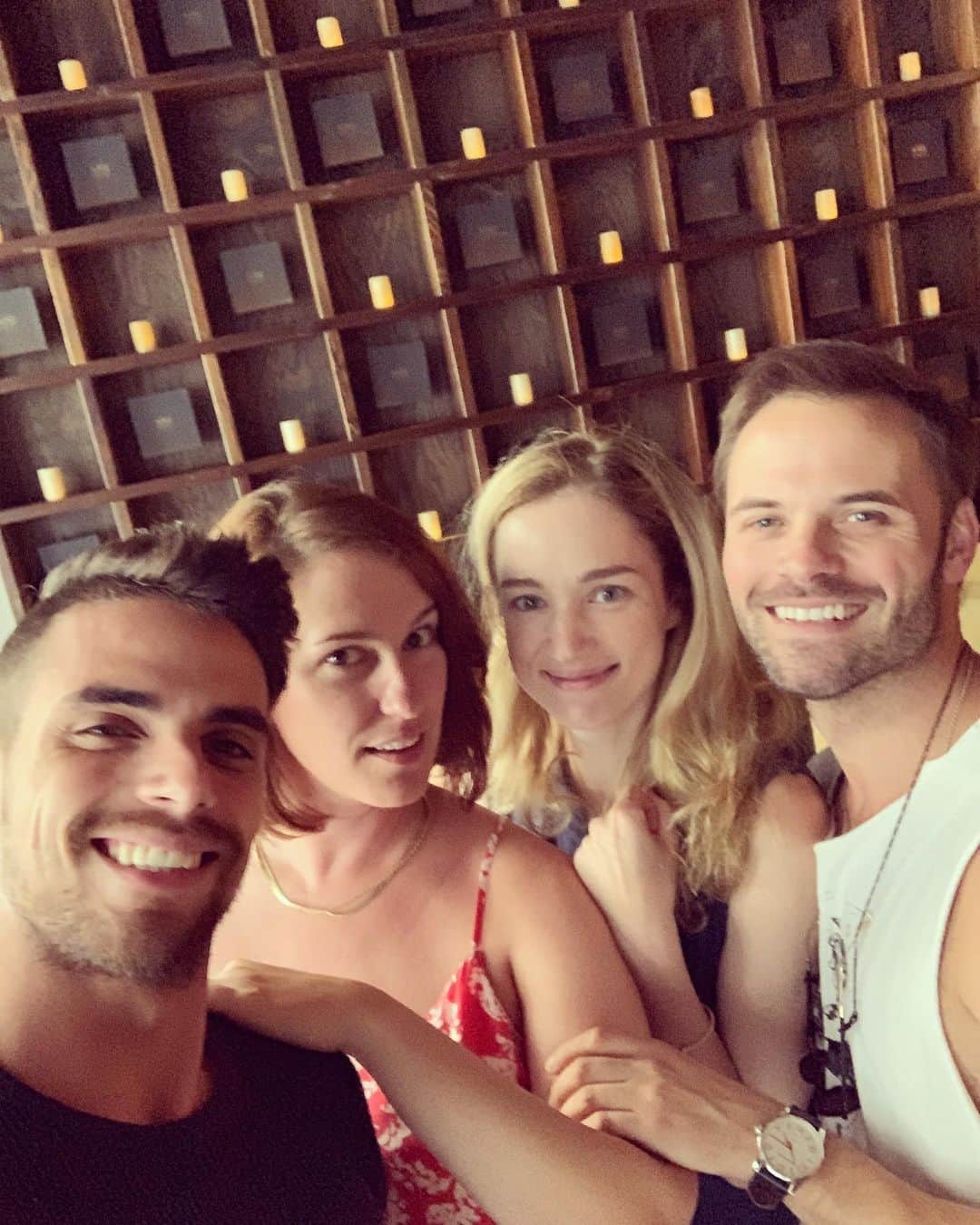 のインスタグラム：「Bathing beauties! Thanks for the heavenly day @aireancientbaths_us 🙏🏻💦💆🏼‍♀️」