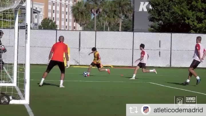 ステファン・サヴィッチのインスタグラム：「Training time ⚽️👌🏻 #preseason #summertour #usa #atleticodemadrid」