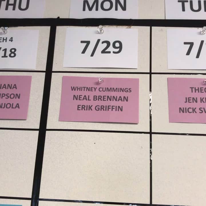 デヴィッド・スペードのインスタグラム：「Premiere tonight!! 1130 eastern.  @comedycentral  Watch the magic.  @lightsout  @whitneycummings @nealbrennan @erikgriffin 💥💥💥」