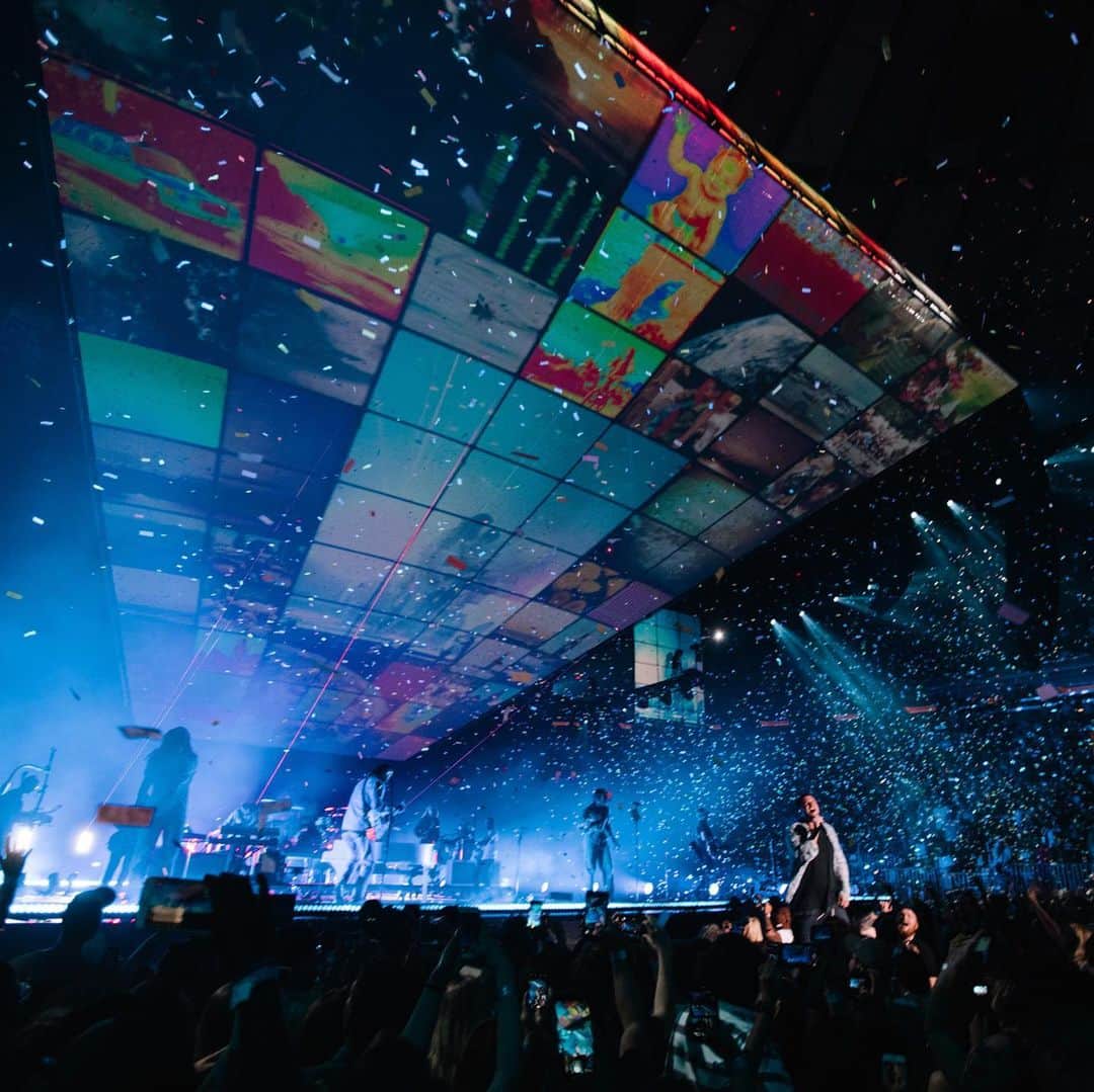 ユナイテッドのインスタグラム：「BIG NEWS! All September USA dates for the People Tour are now on sale, including Honolulu! We can’t wait to worship with all of you — link in bio to get your tickets today 🇺🇸」