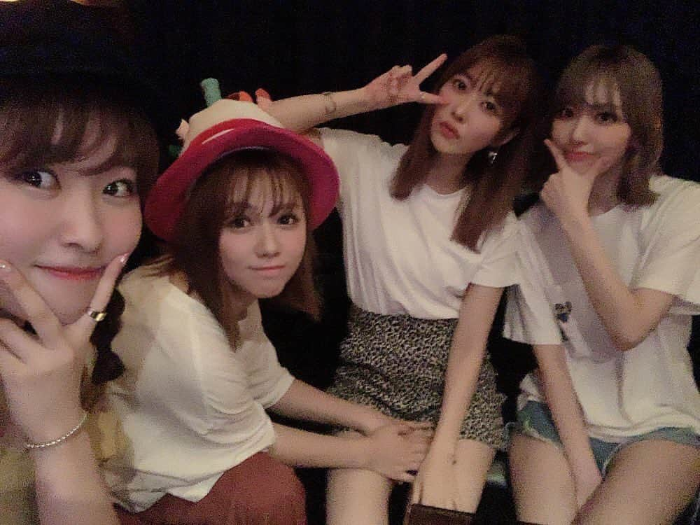 h3artbrak3rsさんのインスタグラム写真 - (h3artbrak3rsInstagram)「#hkt48 #IZONE #아이즈원 #アイズワン  #sakura #宮脇咲良 #미야와키사쿠라 #さくら #anna #村重杏奈 #あーにゃ #sashiko #指原莉乃 #さしこ #akb48 #chiyori #中西智代梨 #나카니시치요리 #ちより」7月30日 3時24分 - h3artbrak3rs