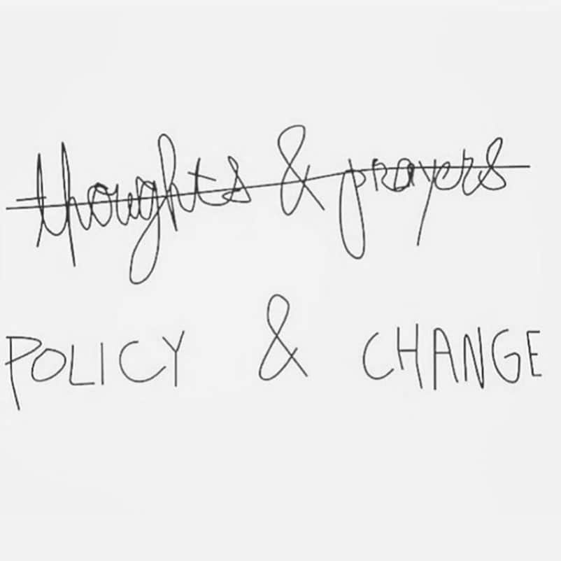 ペイトン・リストのインスタグラム：「Thank you @heymichellelee this is important “A 6-year-old boy, among at least 3 others, was killed this weekend in a mass shooting at California‘s Gilroy Garlic Festival, while at least 15 others were injured. I saw someone post this image by @ktzhu on Twitter and it’s never been more true. We are failing our children in this country because spineless lawmakers can’t muster the courage to do what’s right. Demand. Change. Now.”」