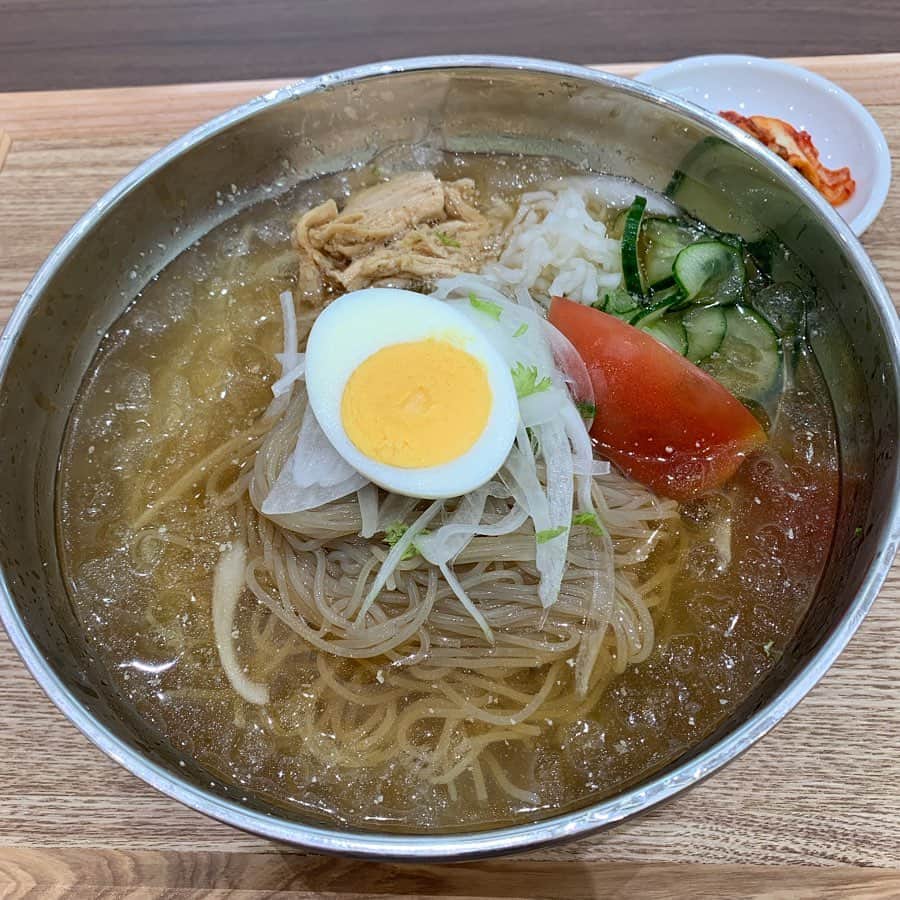 もえのあずきさんのインスタグラム写真 - (もえのあずきInstagram)「韓美膳ハンビジェさんのチーズハットグと冷麺🤤💓💓 #韓美膳#ハンビジェ#チーズハットグ#チーズドッグ #冷麺#蓮田サービスエリア#パサール蓮田#サービスエリアグルメ #saグルメ」7月30日 13時59分 - moeazukitty
