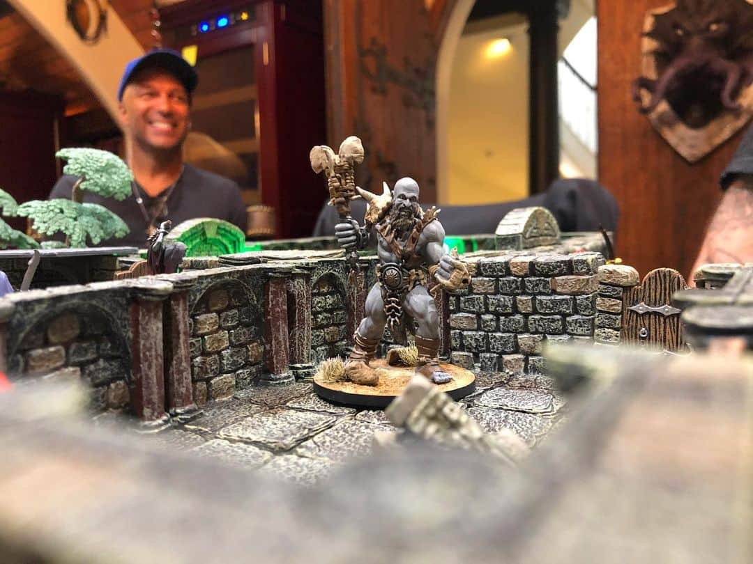 カイル・ニューマンさんのインスタグラム写真 - (カイル・ニューマンInstagram)「Our weekly Sunday night D&D game transports me back to being a 13 again. Our Dungeon Master Joe Manganiello really has his hands full with this boisterous bunch! With George Finn, John Cassel, Ryan Verniere Nick Manganiello, Tom Morello, DB Weiss, Vince Vaughn & Paul “The Big Show” !!!! Repost @joemanganiello : — Death Saves WAR OF DRAGONS E. Gary Gygax Memorial Dungeon — Another one for the ages... The captured Bronze Dragon rose from the pit as an undead abomination and the group was fighting for their lives in the Island Temple of Orcus. Luckily they had help in the form of a freed Half Stone Giant named Ullac Jotuun but even he couldn’t stop the Dracolich from murdering Jericho Blackwing by brutal electrocution. Ullac did send a monstrous bird of prey to a watery grave via an explosive volcano stone while Kalatuur, Lapp, Kimathi, Hugo, and Phan fought off hordes of undead, sailors from a long forgotten shipwreck that kept washing up on the shores of the tiny island. Oriax dealt the death blow to the dragon as Kasin prepared for a ritual that would hopefully raise his freshly dead teammate from the grave but not even he was prepared for what happened next... TO BE CONTINUED」7月30日 14時03分 - kyle_newman