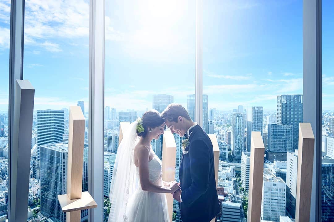 The 33 Sense of Weddingさんのインスタグラム写真 - (The 33 Sense of WeddingInstagram)「7月限定BIGブライダルフェア✩.*˚ . . 7月30日.31日限定！！！ . 当日特典有り◎ 絶品料理ハーフコース 試食あり❤❤ . . こちらにDM、店舗に今すぐ ご連絡くださいませ😆💓 . . . #ブライダルフェア#ブライダルフェアレポ #33花嫁 #33ショット #ウェディングプランナー #The33Wedding#ウエディングレポ#おしゃれ  #the33senseofwedding #梅田#北新地#西梅田 #結婚式 #ナチュラル  #大阪  #プレ花嫁 #式場見学#花嫁 #プロポーズ #marry花嫁  #dearswedding #wedding #ウエディング#大阪花嫁  #ウェディング #love #follow #結婚式準備 #日本中のプレ花嫁さんと繋がりたい」7月30日 14時41分 - the_33_sense_of_wedding