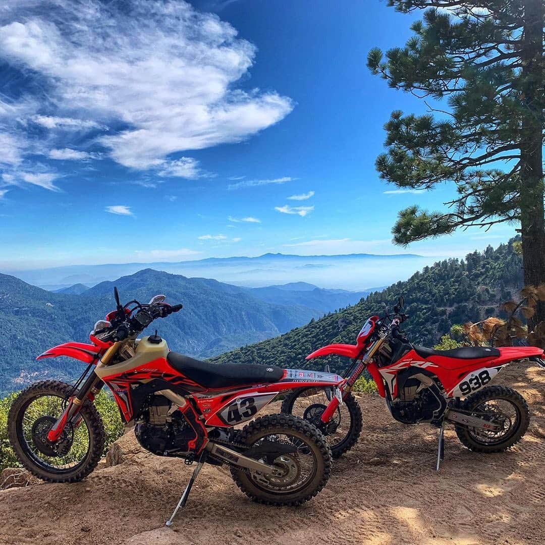 Honda Powersports USさんのインスタグラム写真 - (Honda Powersports USInstagram)「The perfect ride...on and off the road 👌#CRF450L 📸: @wnajm43」7月30日 15時01分 - honda_powersports_us