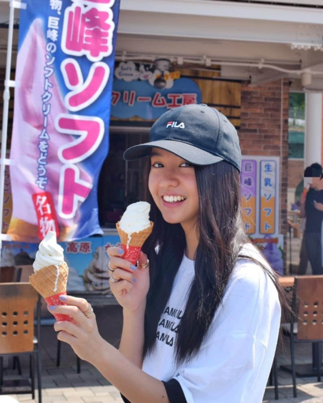 kokiさんのインスタグラム写真 - (kokiInstagram)「The milk icecream I always get during the road trip 🚙」7月30日 15時16分 - koki