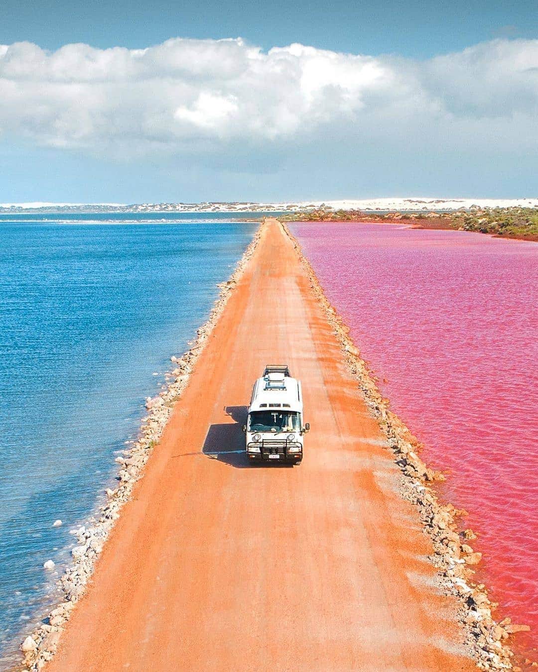 のインスタグラム：「━━━━━━━━━━━━━━━━━━━ Photo by  @jaxonfoale  Congratulations!  Selection by  @unsalsicilli ━━━━━━━━━━━━━━━━━━━ Team #ig_mood @unsalsicilli @humanistanbul @gizemparlak_ @emili35 @hakancgrn @gulumsedunya @semihcevval @gulperi_karademir @celilbezeng ━━━━━━━━━━━━━━━━━━━ Community @moodcommunity General Tag #moodcommunity ━━━━━━━━━━━━━━━━━━━ #pink」
