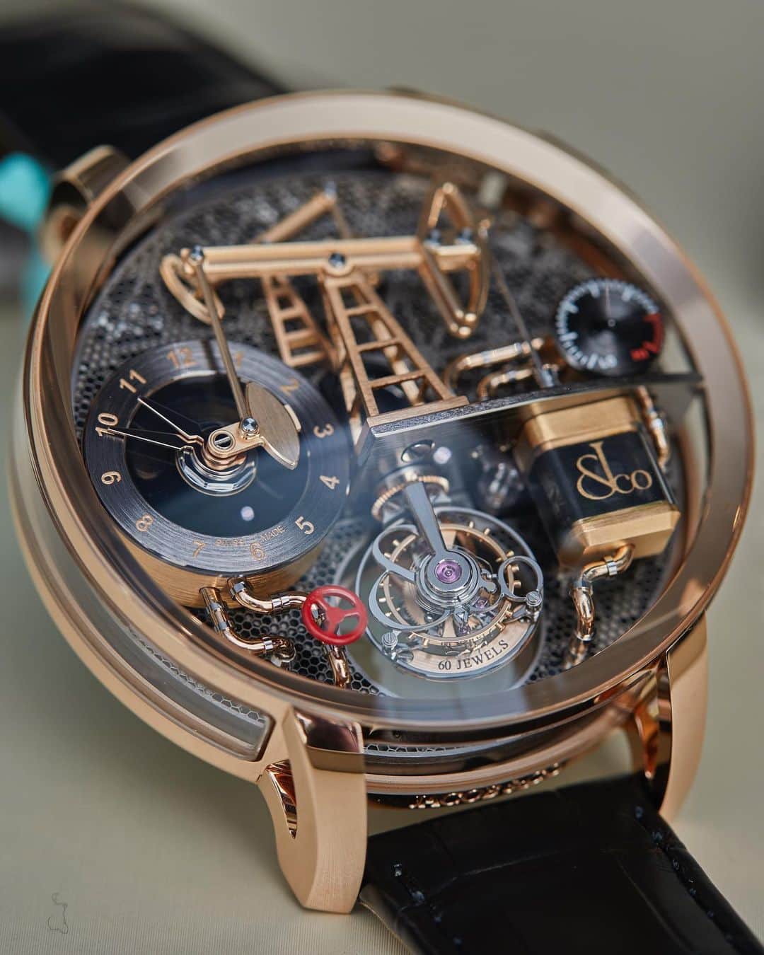 Daily Watchさんのインスタグラム写真 - (Daily WatchInstagram)「The @Jacobandco Oil Pump. So many unique details like the fully mechanical oil derrick complication, double-axis tourbillon and much more... 😱」7月30日 6時30分 - dailywatch