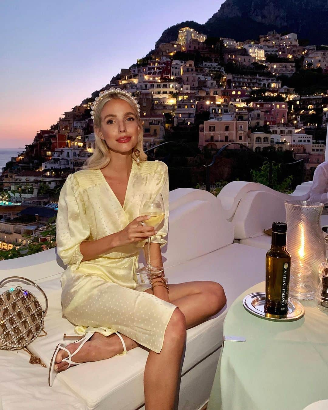 レオニー・ハンネさんのインスタグラム写真 - (レオニー・ハンネInstagram)「Date night on repeat. 😏 Anzeige/ Brands tagged. 🍋 #Positano #Amalfi #Italy」7月30日 6時38分 - leoniehanne