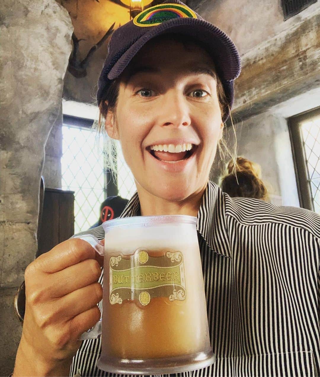 コビー・スマルダーズのインスタグラム：「My favorite thing in @unistudios.  Cheers y’all!!」
