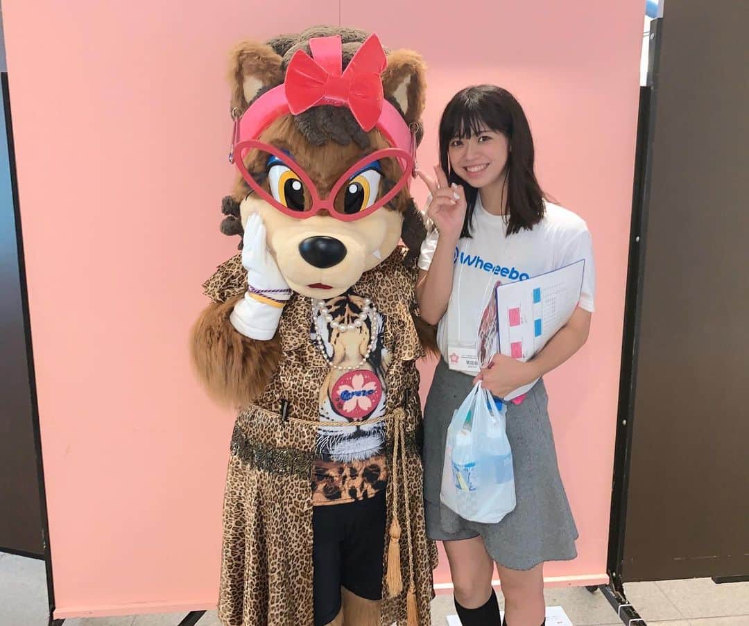 武井玲奈さんのインスタグラム写真 武井玲奈instagram ロビーのママさんに やっと会えた 今回もヒョウ柄コーデ 素敵でした ロビー母 セレッソ大阪 Cerezo Cerezoosaka ロビーナ C大阪 マスコットキャラクター サッカー Soccer