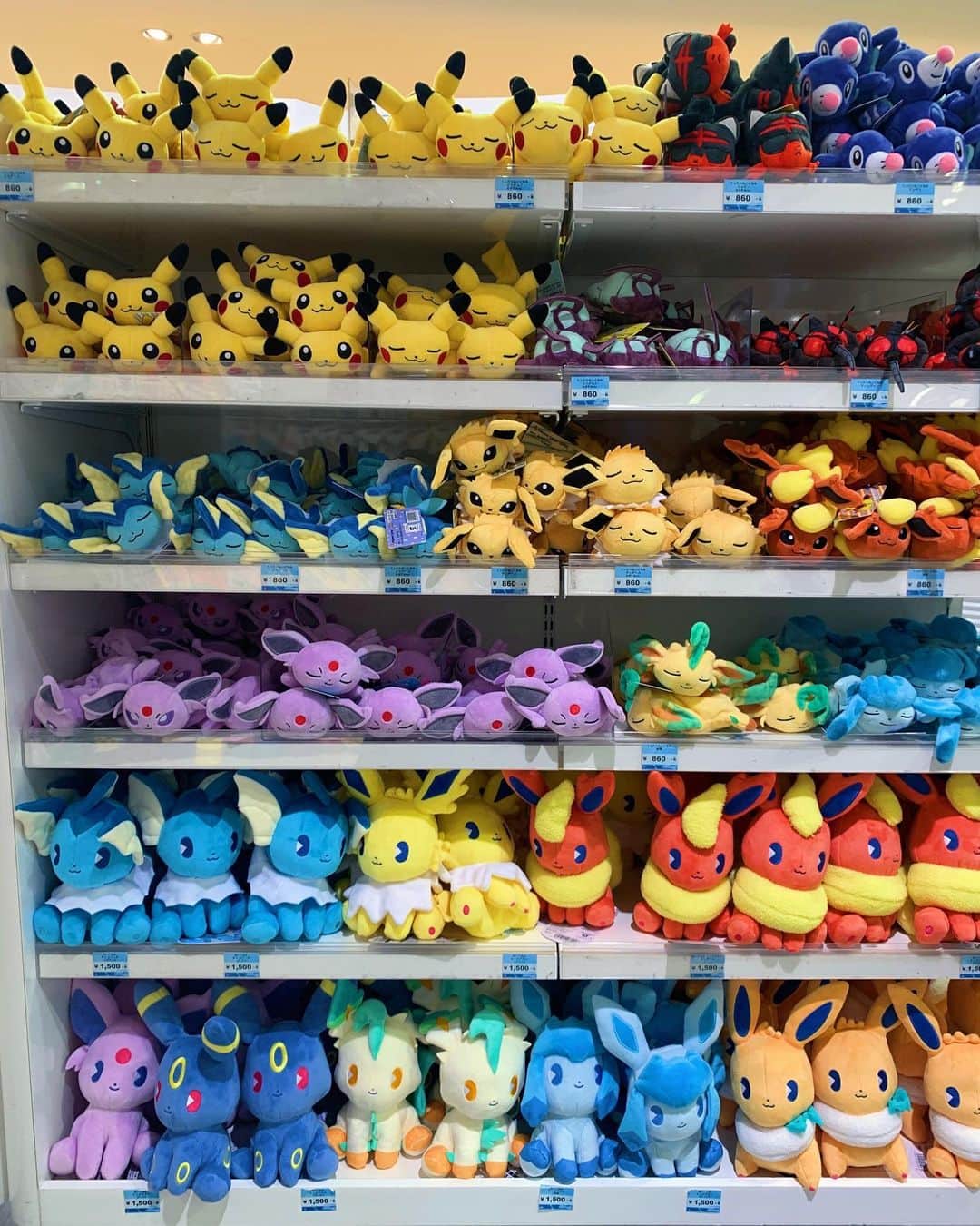 Amata Chittaseneeのグルメインスタ