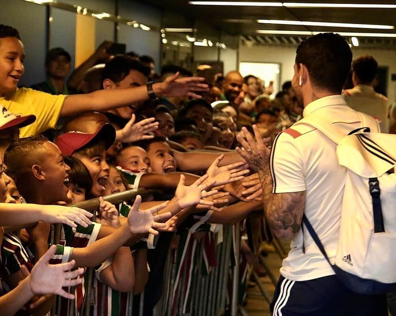 São Paulo FCさんのインスタグラム写真 - (São Paulo FCInstagram)「Respeito! ⠀⠀⠀⠀⠀⠀⠀⠀⠀ 📸 Rubens Chiri / saopaulofc.net」7月30日 9時45分 - saopaulofc