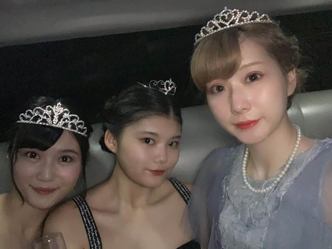 のインスタグラム：「思い出ぺたり 撮影会、残り1部です💕」