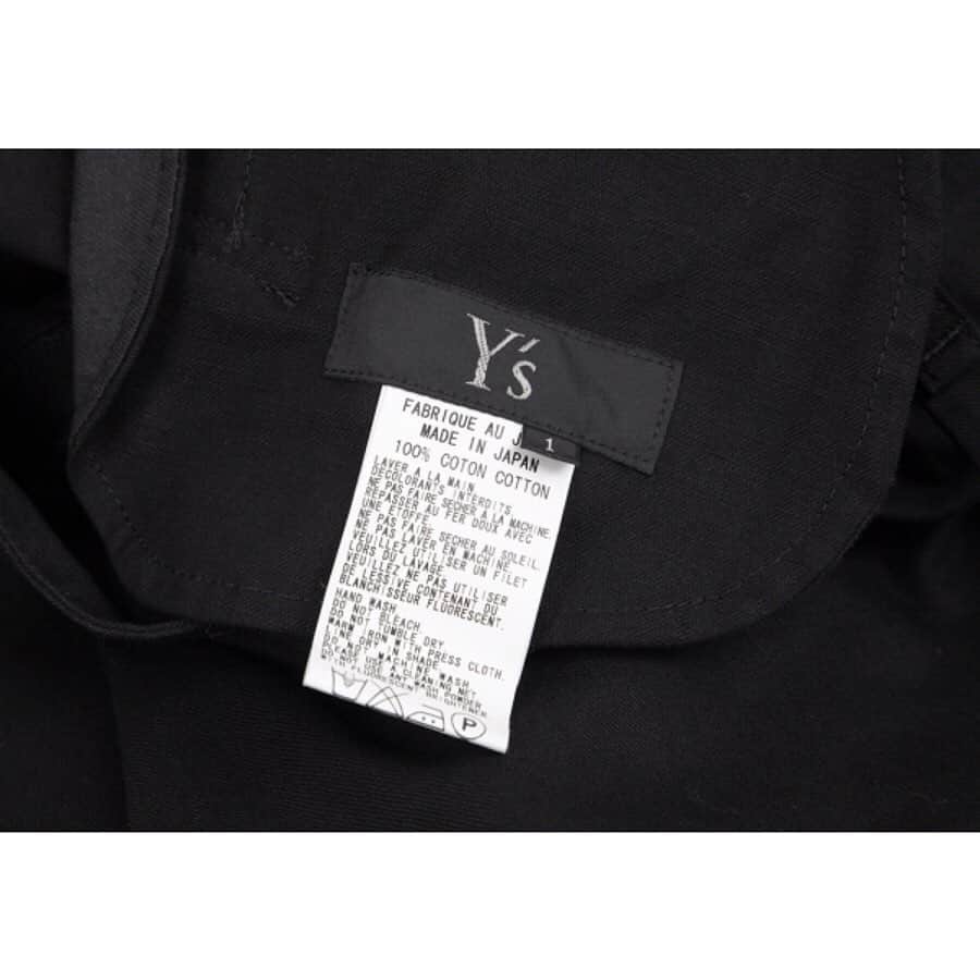 playfulさんのインスタグラム写真 - (playfulInstagram)「【🌸新着商品👖】 【ワイズY's コットン裾断ち切りフレアスカート 黒1(¥18,144)】 https://www.playful-dc.com/mobile/products/details76367.html  online shop！↓ https://www.playful-dc.com/mobile/  #古着 #PLAYFUL #買取 #古着買取 #通販 #お洒落さんと繋がりたい #japan #outfit  #photo #followme #花柄#ヨウジヤマモト#変形#yohjiyamamoto  #ys #モード#古着通販#古着屋さん#春夏#ワイズ#style#スカート #instapic#instafollow#instagood#instafashion」7月30日 11時23分 - playful_dc