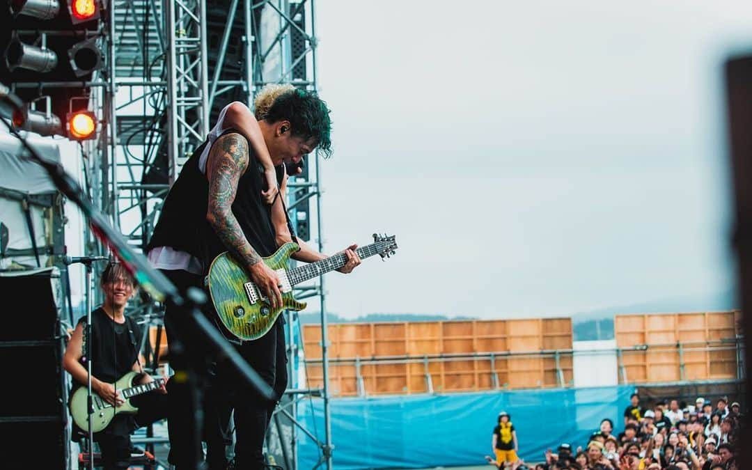 Sugiさんのインスタグラム写真 - (SugiInstagram)「OGA NAMAHAGE ROCK FESTIVAL VOL.10 Photos by @yamada_mphoto #onrfx  #paulreedsmith」7月30日 11時26分 - sugi_coldrain