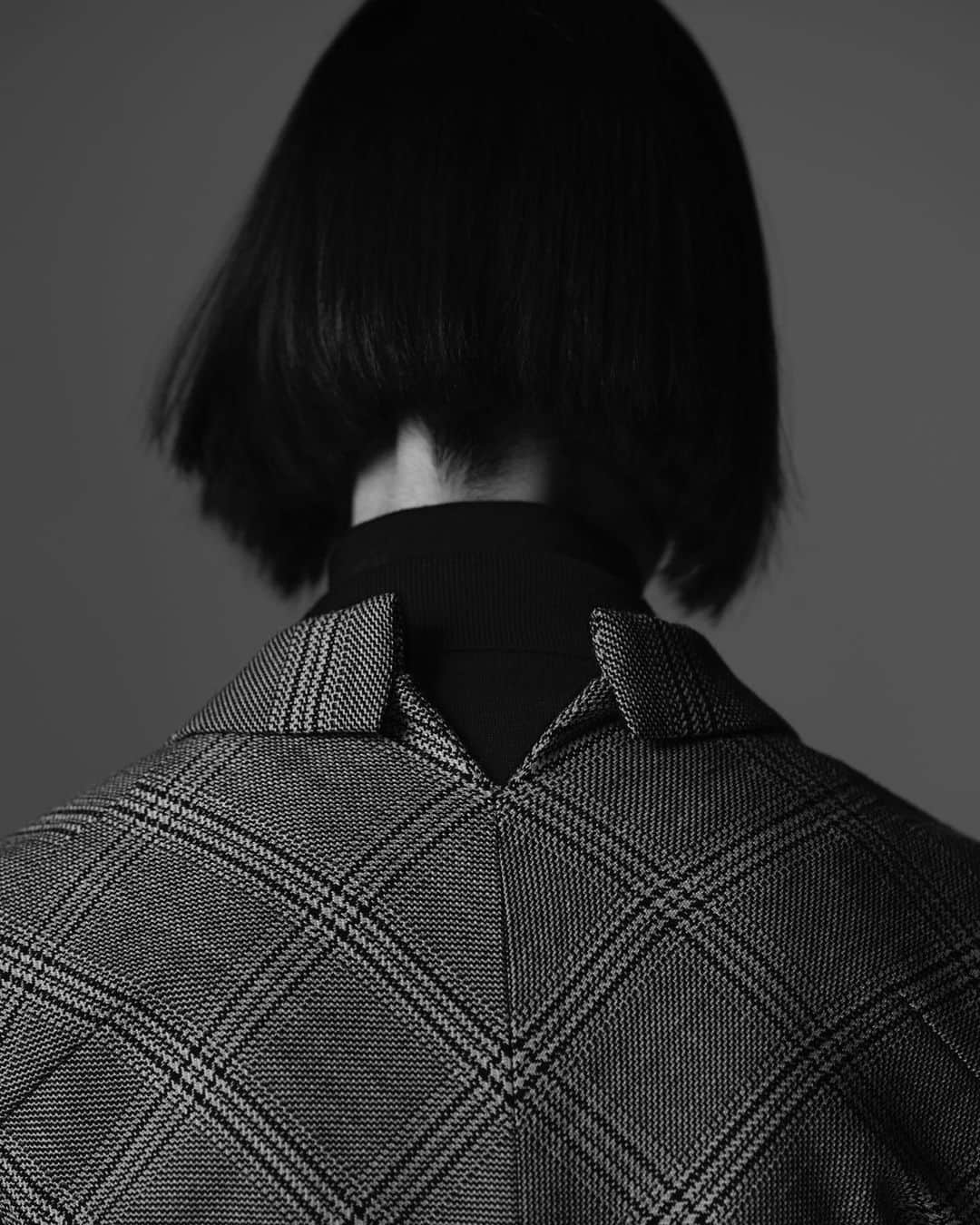 長山一樹のインスタグラム：「CALMANTHOLOGY 2019AW @calmanthology  Designer @kaneko_makoto_  Stylist @arata0719  Hair @hori227  Make @makikoe917  #calmanthology #shoes #hasselblad #h6d #kazukinagayama #長山一樹」