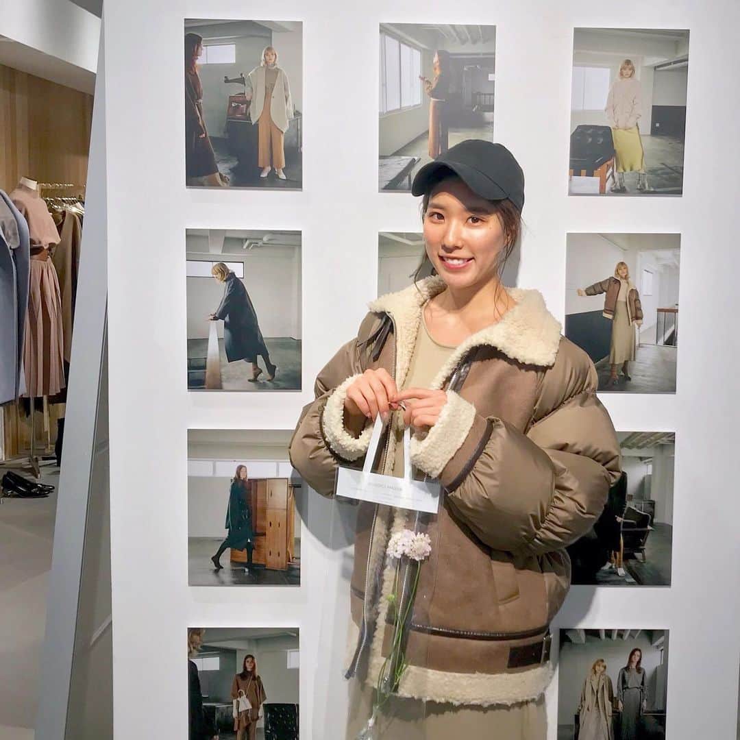 のインスタグラム：「マークスタイラーの展示会🥀 . #lagunamoon #emoda #mercuryduo」