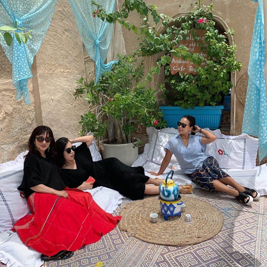 珠久美穂子さんのインスタグラム写真 - (珠久美穂子Instagram)「バスタキヤエリアでランチ  #arabianteahouse  #arabianteahousecafe  #dubai  #dubai🇦🇪 #holiday #ドバイ観光 #バスタキヤ #bastakia #summer  #vacation  #ドバイ  #ドバイ旅行  #ドバイ女子旅」7月30日 13時04分 - shukumihoko