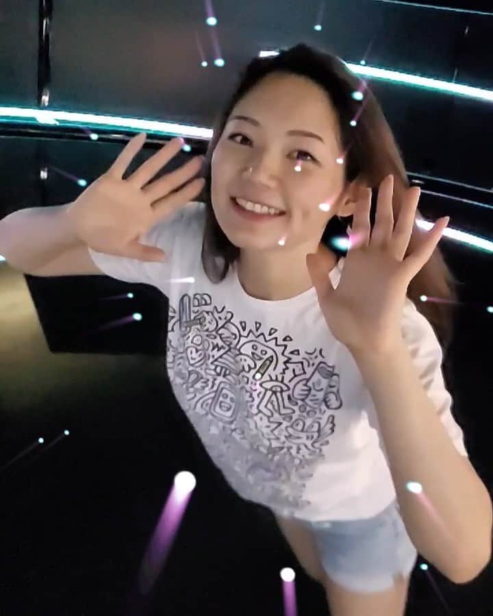 Ayanoのインスタグラム：「Galaxy Orbit💫✨ Shot on Samsung Galaxy S10+ #GalaxyHarajuku」