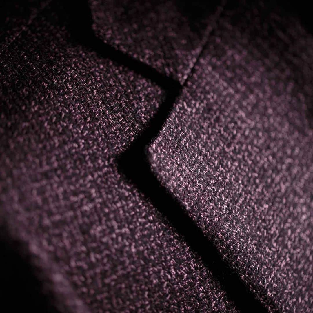 ドーメルさんのインスタグラム写真 - (ドーメルInstagram)「Detail of the cloth English flannel, reference 407090 📸 by @arcane . . . #britishflannel #british #madeinengland #detail #ootd #menfashion #lookoftheday #luxurycloth」7月30日 23時19分 - dormeuil1842